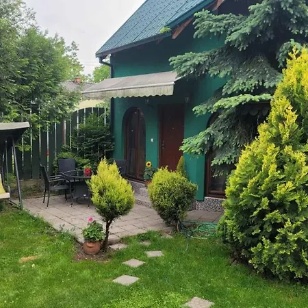 Daire Tiny Green House In Üsküp